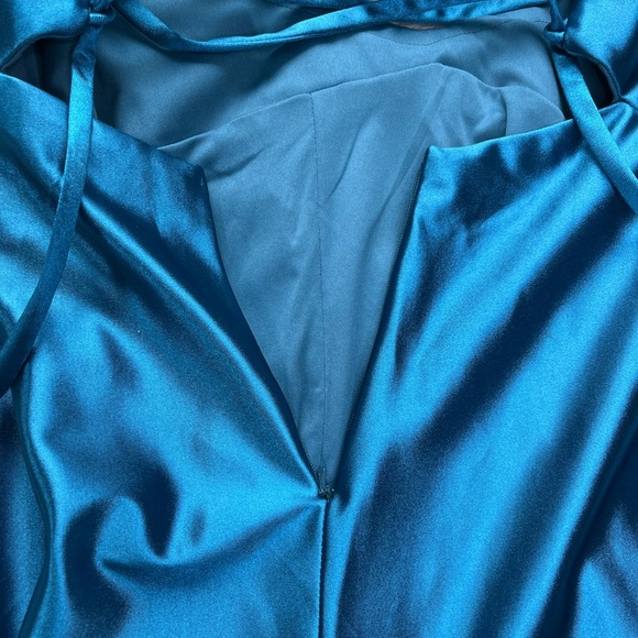 PROM DRESS - Picture 6 of 10